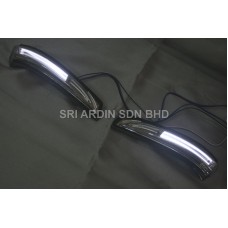 Hyundai Elantra 12- Side Mirror Signal w Light bar & LED